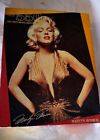 033500052910 Golden Marilyn Monroe-norma Jean