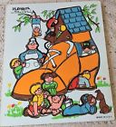 290-02 Playskool Vintage Wooden Old Woman