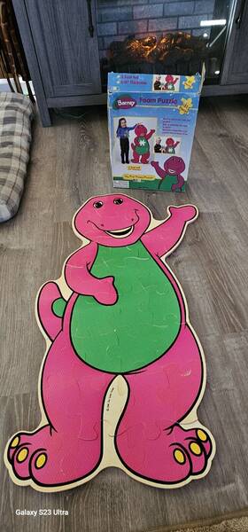 Berk 031998005333 1998 Vintage Barney My Pal Foam Puzzle 3 Feet Tall. 31 Pieces Complete