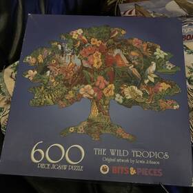 Bits And Pieces 704812604165 600 Pc Jigsaw Shaped Puzzle Inch The Wild Tropics Tree - Complete