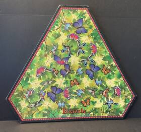 Damert Company 051168073016 Triazzle Butterflies Puzzle By Dan Gilbert 16 Pieces 1995