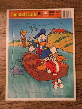 Golden 033500082344 Vintage Donald Duck 1990s Frame Tray Puzzle Model #8234