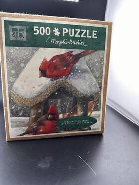 Hallmark 811770023126 Marjolein Bastin Cardinals In Snow Puzzle 500 Pieces 14 Inch X 19 Complete