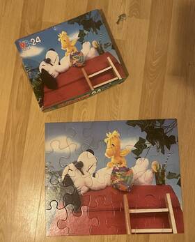 Milton Bradley 032244043826 Vintage Mb Puzzle Peanuts 24 Piece Snoopy Series Made In Usa