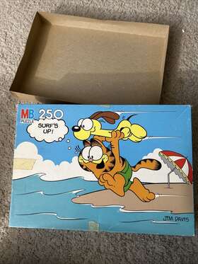 Milton Bradley 032244044854 Box Only Garfield And Odie Surfs Up No Puzzle Vintage 78 J. Davis