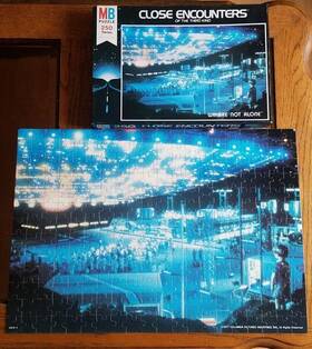 4874-3 Milton Bradley Close Encounters Of The Third Kind We Are Not Alone 1977 Mb 250 Puzzle Complete