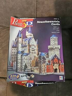 Milton Bradley 653569094203 Vintage Neuschwanstein Castle Puzzle 3d By Wrebbit 836 Pieces 2005 Hasbro