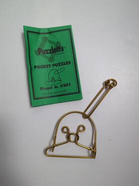 Puzzletts 008623002012 Vintage 1986 Pocket Puzzle Mugzi Jr #201 With Solution