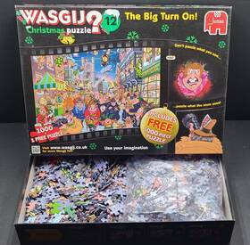 Wasgij 710126191316 Jumbo Christmas #12 The Big Turn On 1000 Pc Jigsaw Puzzle Bonus