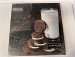 Springbok "a Kid'll Eat The Middle Oreo Cookie Puzzle PZL2085 Vintage Hallmark. Fixed Price $23.00.