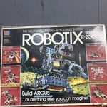 1984 Robotix Milton Bradley R-2000 Argus Dinosaur Protection Leader Set Untested. Fixed Price $100.95.