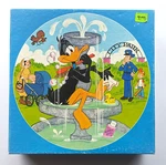 Golden Warner Bros. Daffy Duck Round Jigsaw Puzzle Vintage Rare 125 Pieces. Fixed Price $21.99.