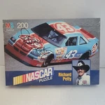 Vtg Signed Autographed Richard Petty Milton Bradley #43 200 Piece Nascar Puzzle. Fixed Price $34.99.