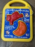 Tuppertoys Hey Diddle Nursery Rhyme Interlocking Plastic Puzzle 15PC. Fixed Price $12.00.
