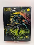 Vintage 1992 Batman Returns Jigsaw Puzzle Complete Set 200 Piece Golden 5247A. Fixed Price $15.00.