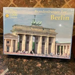 Palast 1000 Piece Brandenburger Tor Berlin Puzzle- Sealed New. Fixed Price $17.00.