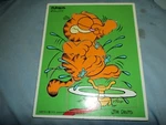 Playskool Garfield Wooden Puzzle Jim Davis Sprinkler Fun 1978 250-10 Piece. Fixed Price $5.00.