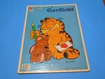 Garfield Frame Tray Puzzle 25 Pieces Milton Bradley Vintage 1978. Fixed Price $6.00.