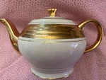 Sadler English Teapot 32OZ White W/gold Trim #1611F Flowered Band Perfect. Fixed Price $29.95.