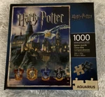 Warner Bros. Harry Potter Puzzle Hedwig With Letter In Front Of Hogwarts Castle. Fixed Price $15.95.