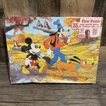 Vtg Jaymar Disney Mickey Mouse Floor Puzzle 35 Piece Goofy Hunting Nib. Fixed Price $25.00.